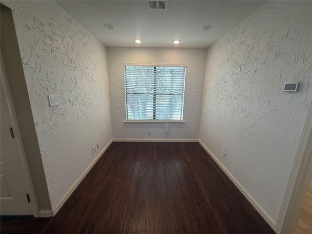 3744 VALLEY VIEW RD C, Austin, TX 78704
