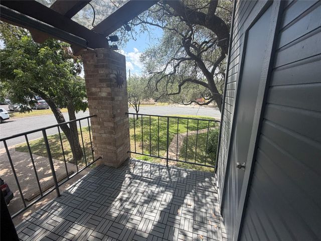 3744 VALLEY VIEW RD C, Austin, TX 78704