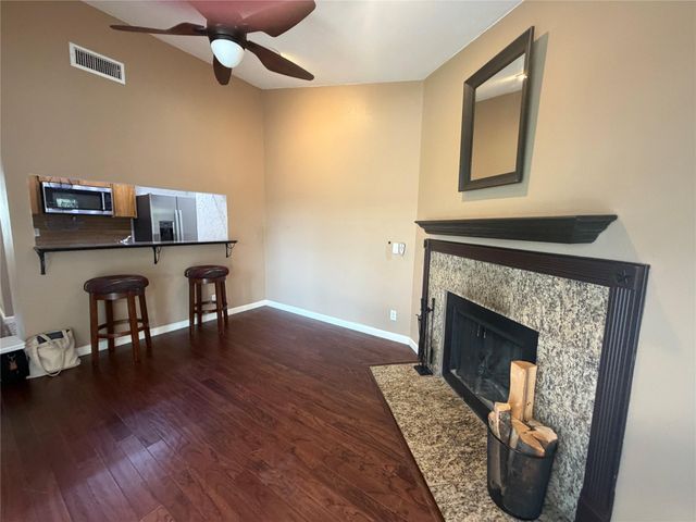 3744 VALLEY VIEW RD C, Austin, TX 78704