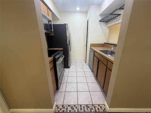 3744 VALLEY VIEW RD C, Austin, TX 78704