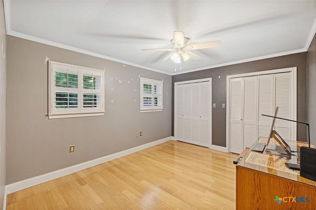 801 Arrowhead Drive, Salado, TX 76571