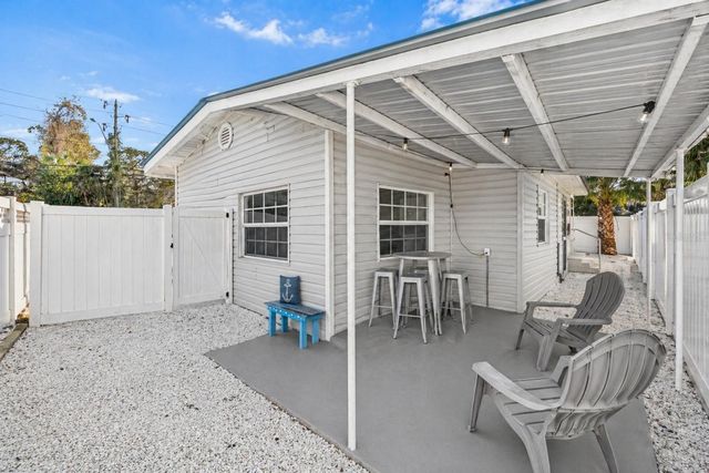 7799 46TH AVE N, St Petersburg, FL 33709