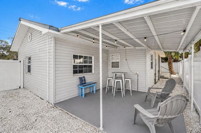 7799 46TH AVE N, St Petersburg, FL 33709