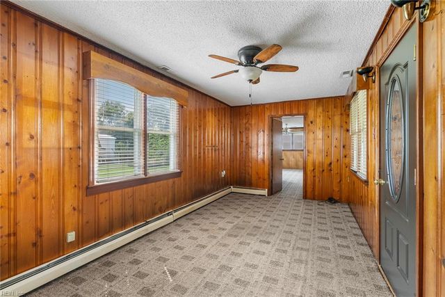 900 Swain AVE, Chesapeake, VA 23324