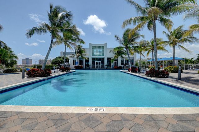 300 S Australian Avenue 802, West Palm Beach, FL 33401