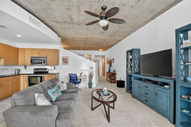 300 S Australian Avenue 802, West Palm Beach, FL 33401