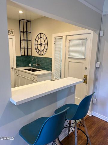 1550 N Lake Avenue, Pasadena, CA 91104