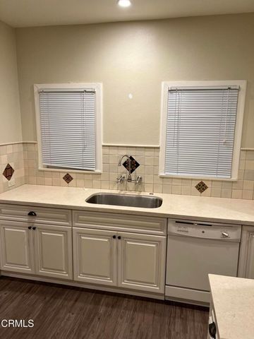 1550 N Lake Avenue, Pasadena, CA 91104