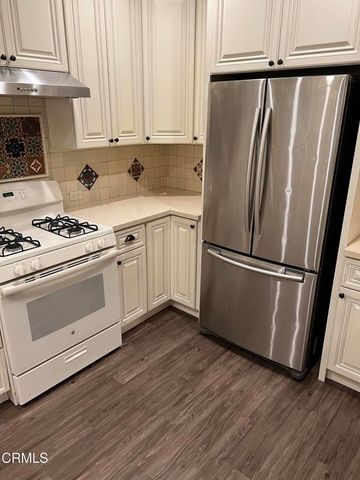 1550 N Lake Avenue, Pasadena, CA 91104