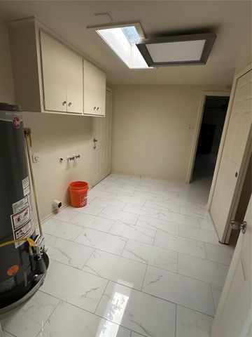 3611 Broadmead Drive, Houston, TX 77025