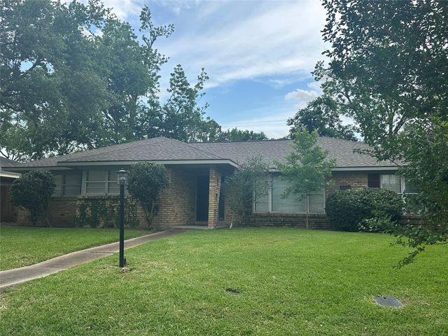 3611 Broadmead Drive, Houston, TX 77025
