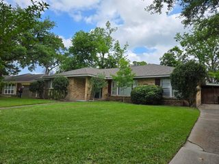 3611 Broadmead Drive, Houston, TX 77025