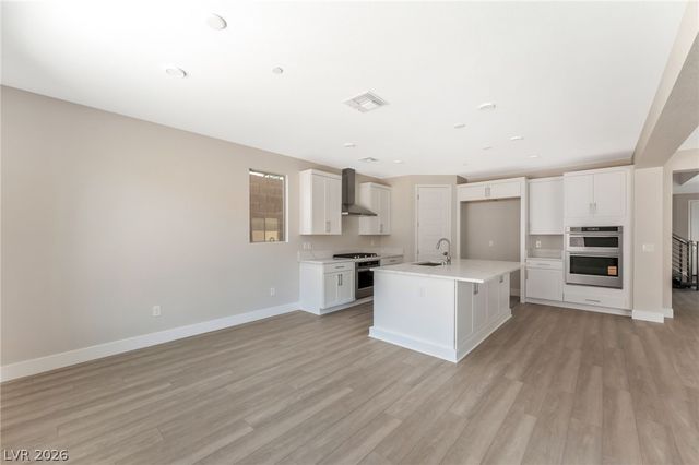 1045 Estates Bend Court, Las Vegas, NV 89138