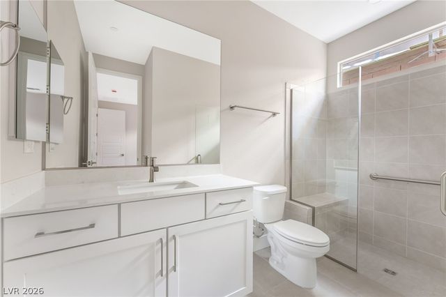 1045 Estates Bend Court, Las Vegas, NV 89138