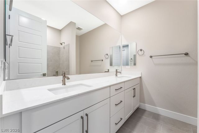 1045 Estates Bend Court, Las Vegas, NV 89138
