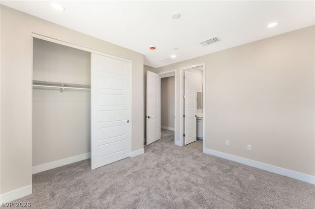 1045 Estates Bend Court, Las Vegas, NV 89138