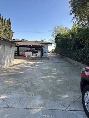 405 S 3rd, La Puente, CA 91746