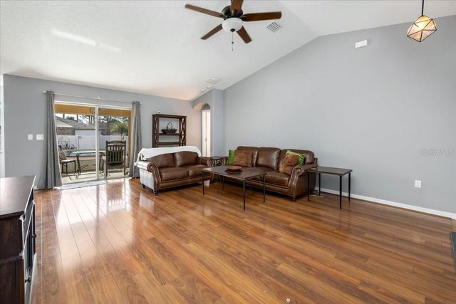 4 FOREST GROVE DRIVE, Palm Coast, FL 32137