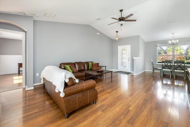 4 FOREST GROVE DRIVE, Palm Coast, FL 32137