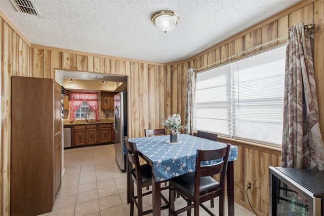 1822 Caldwell Drive, Garland, TX 75041