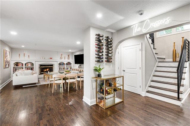 11418 King Street, Overland Park, KS 66210