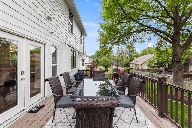 11418 King Street, Overland Park, KS 66210