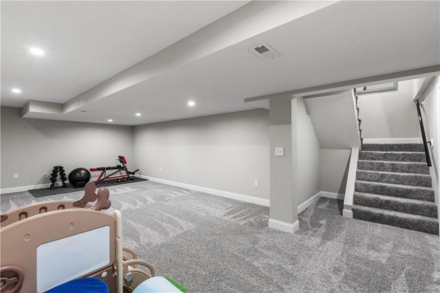 11418 King Street, Overland Park, KS 66210