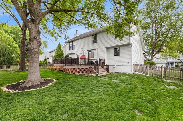 11418 King Street, Overland Park, KS 66210