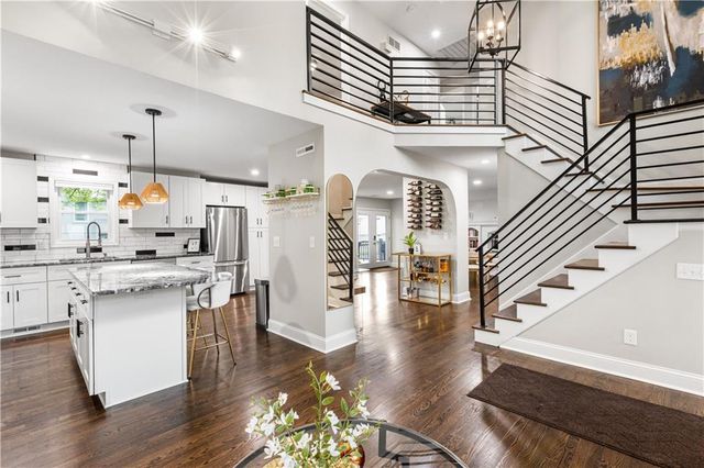 11418 King Street, Overland Park, KS 66210
