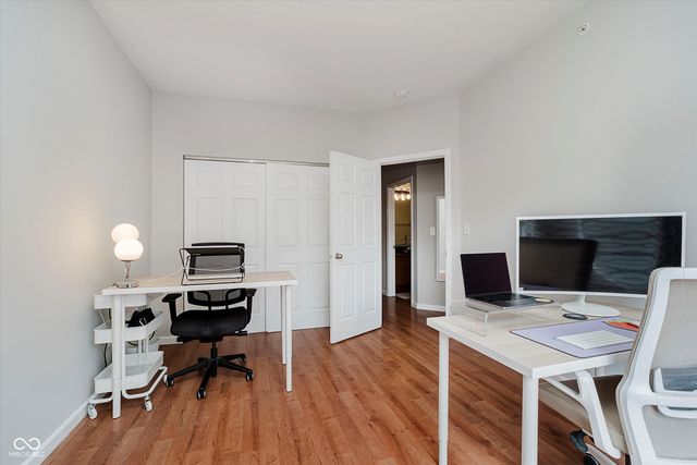 1018 Reserve Way, Indianapolis, IN 46220