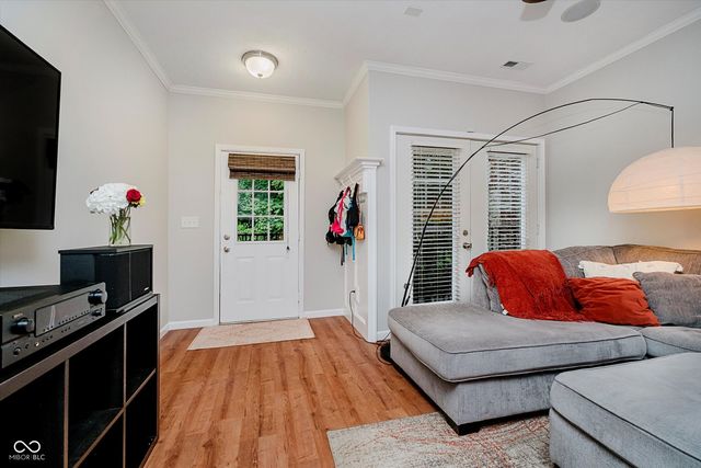 1018 Reserve Way, Indianapolis, IN 46220