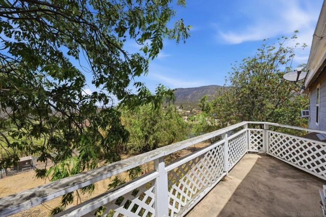 19960 Santee Ln, Valley Center, CA 92082