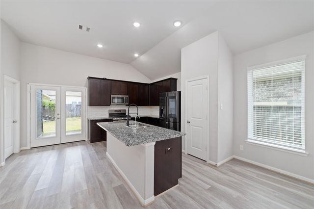 11710 Rosehall Reach Ln, Tomball, TX 77377