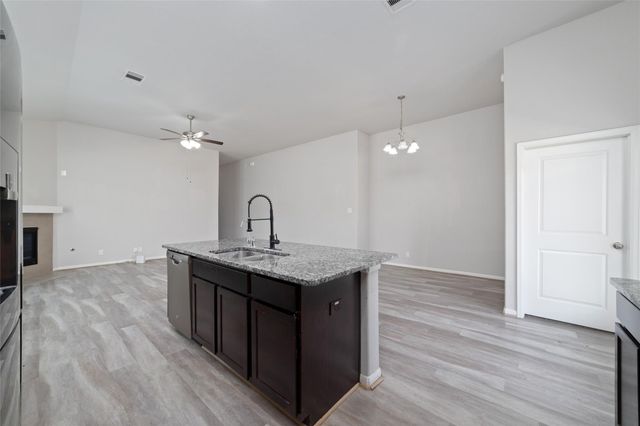 11710 Rosehall Reach Ln, Tomball, TX 77377