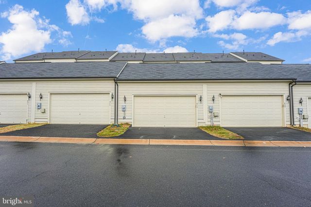 813 BASSWOOD DR, Stafford, VA 22554