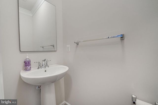 813 BASSWOOD DR, Stafford, VA 22554