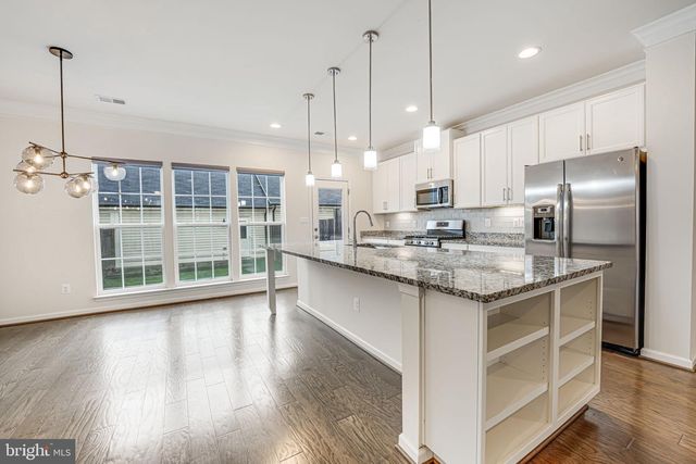 813 BASSWOOD DR, Stafford, VA 22554