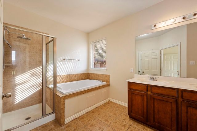 9526 Tartan Manor Street, Spring, TX 77379