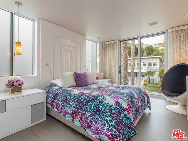 31636 Sea Level Drive, Malibu, CA 90265