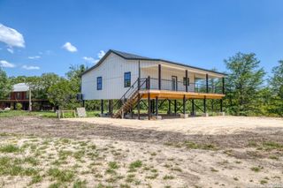132 Sherman Lane, Leakey, TX 78873