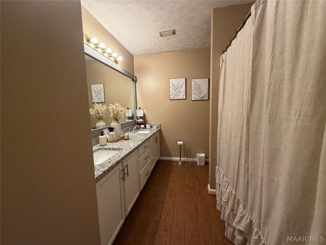 538 Mt Airy Drive, Prattville, AL 36067