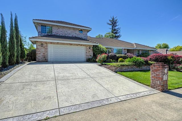 1872 Ridgeview Dr, Roseville, CA 95661