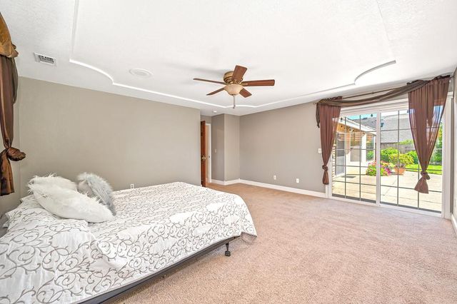 1872 Ridgeview Dr, Roseville, CA 95661