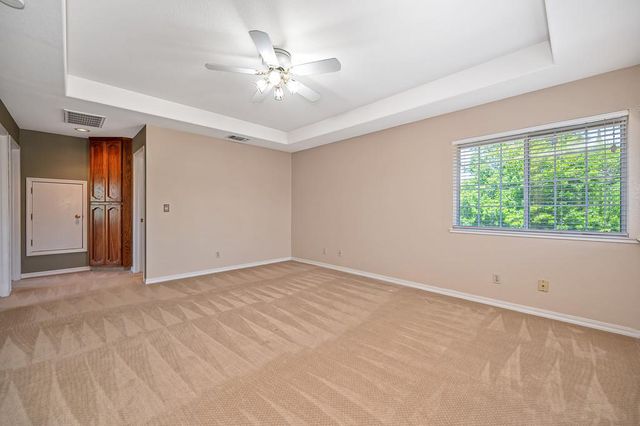 1872 Ridgeview Dr, Roseville, CA 95661