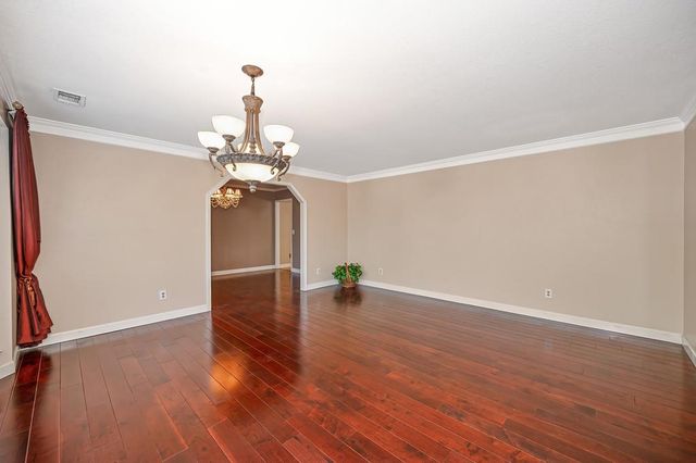 1872 Ridgeview Dr, Roseville, CA 95661