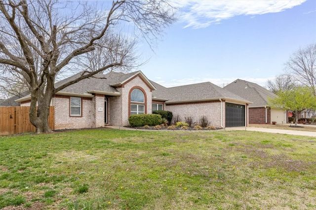 602 Baylor Street, Bentonville, AR 72712