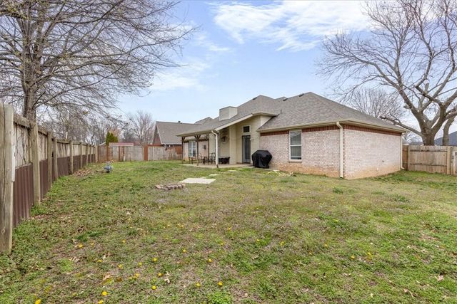 602 Baylor Street, Bentonville, AR 72712