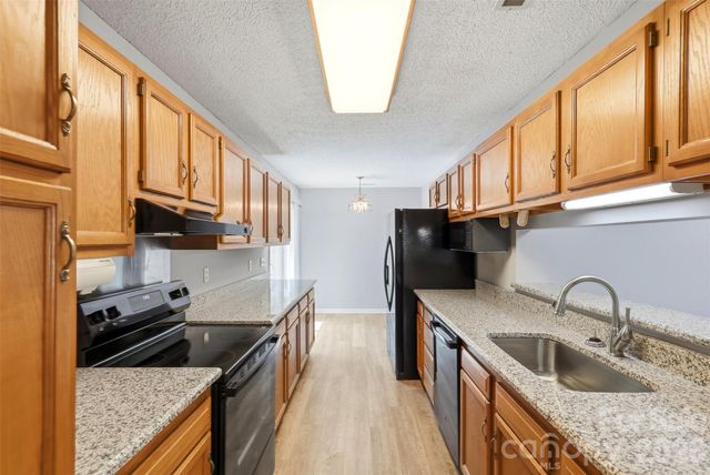 12615 Delman Lane, Pineville, NC 28134