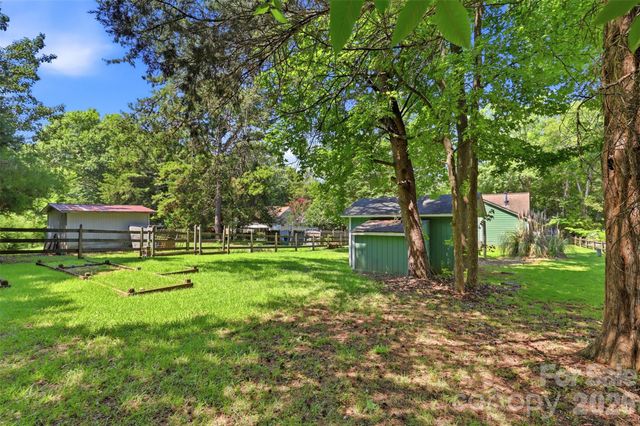 12615 Delman Lane, Pineville, NC 28134