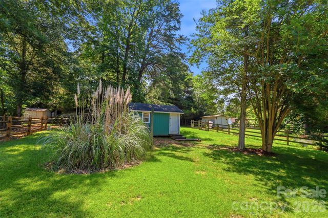 12615 Delman Lane, Pineville, NC 28134
